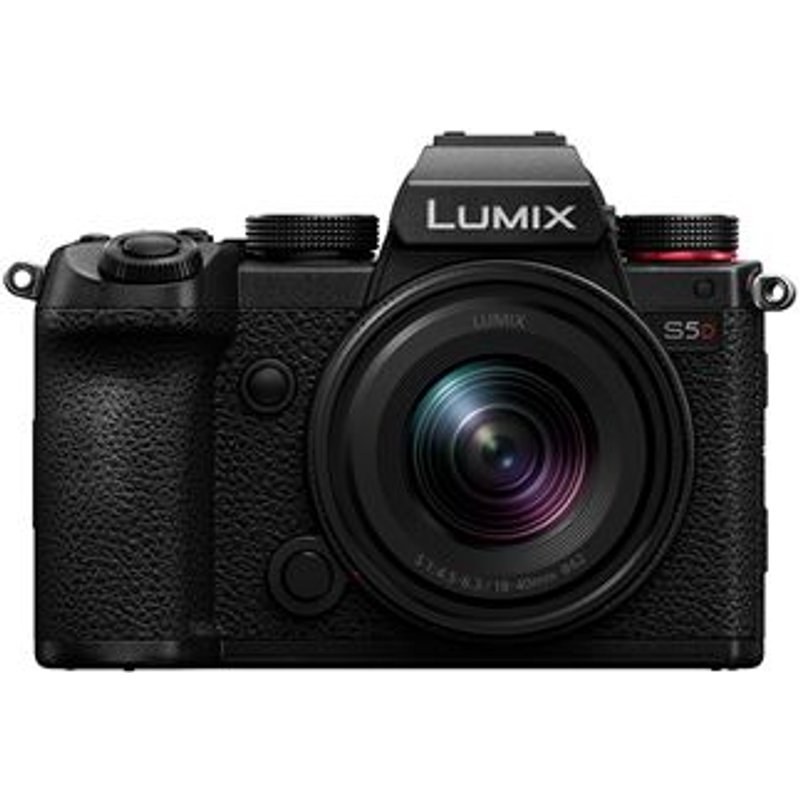 Panasonic Appareil photo Hybride Plein Format Lumix S5D Noir + optique 18-40 f 4.5-6,3